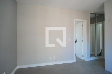 Suíte de apartamento à venda com 2 quartos, 69m² em Jardim Itu, Porto Alegre