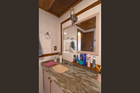 Apartamento à venda com 601m², 8 quartos e 4 vagasBanheiro da Suíte 2