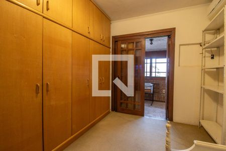 Apartamento à venda com 601m², 8 quartos e 4 vagasQuarto 2