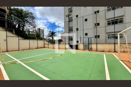 Apartamento à venda com 200m², 4 quartos e 2 vagas Apartamento à venda com 200m², 4 quartos e 2 vagasquadra