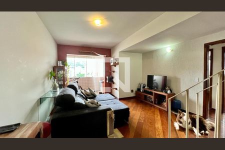 Apartamento à venda com 200m², 4 quartos e 2 vagas Apartamento à venda com 200m², 4 quartos e 2 vagassala