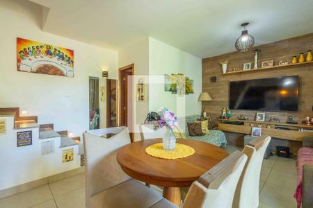 Sala de casa de condomínio à venda com 2 quartos, 88m² em Vargem Grande, Rio de Janeiro