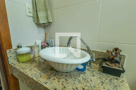 Casa de condomínio à venda com 88m², 2 quartos e 1 vagaBanheiro 1