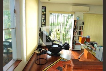 Mezanino  de casa à venda com 4 quartos, 344m² em Vila Ida, São Paulo