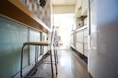 Apartamento à venda com 66m², 3 quartos e 2 vagas Apartamento à venda com 66m², 3 quartos e 2 vagasCozinha