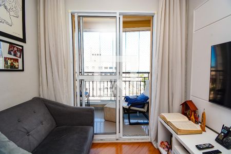 Apartamento à venda com 66m², 3 quartos e 2 vagas Apartamento à venda com 66m², 3 quartos e 2 vagasSala - vista
