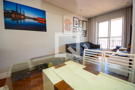Apartamento à venda com 66m², 3 quartos e 2 vagas Apartamento à venda com 66m², 3 quartos e 2 vagasSala