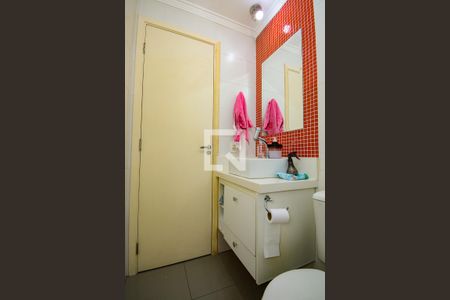 Apartamento à venda com 66m², 3 quartos e 2 vagas Apartamento à venda com 66m², 3 quartos e 2 vagasBanheiro Social