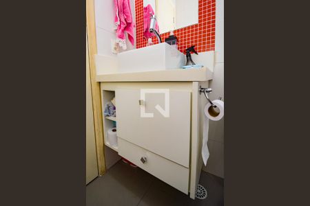 Apartamento à venda com 66m², 3 quartos e 2 vagas Apartamento à venda com 66m², 3 quartos e 2 vagasBanheiro Social - detalhe