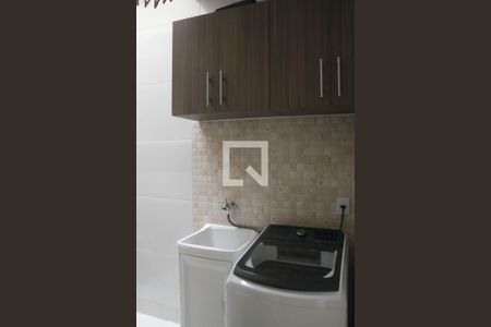 Casa de condomínio à venda com 120m², 2 quartos e 2 vagas Casa de condomínio à venda com 120m², 2 quartos e 2 vagasÁrea de Serviço