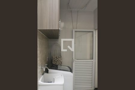 Casa de condomínio à venda com 120m², 2 quartos e 2 vagas Casa de condomínio à venda com 120m², 2 quartos e 2 vagasÁrea de Serviço