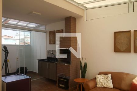 Casa de condomínio à venda com 120m², 2 quartos e 2 vagas Casa de condomínio à venda com 120m², 2 quartos e 2 vagasQuintal