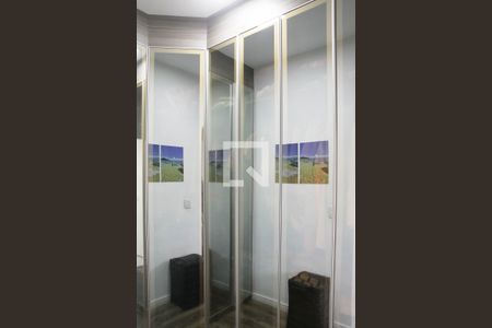 Closet da suíte 1 de casa de condomínio à venda com 2 quartos, 120m² em Vila Libanesa, São Paulo