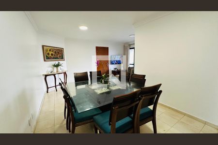 Apartamento para alugar com 130m², 4 quartos e 2 vagasSala