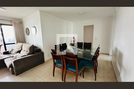 Apartamento para alugar com 130m², 4 quartos e 2 vagasSala