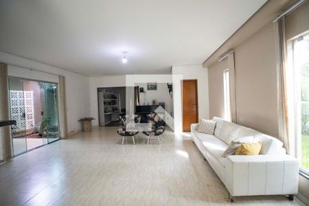 Sala de casa de condomínio para alugar com 3 quartos, 420m² em Residencial Aldeia do Vale, Goiânia
