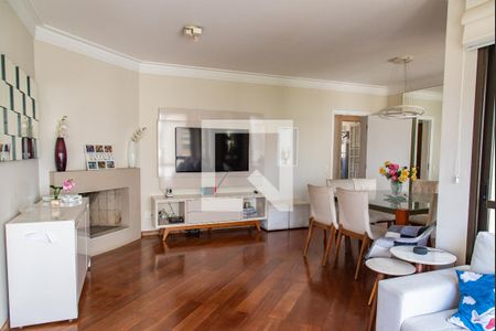 Apartamento para alugar com 142m², 3 quartos e 2 vagas Apartamento para alugar com 142m², 3 quartos e 2 vagasSala