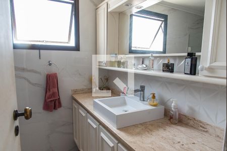 Apartamento para alugar com 142m², 3 quartos e 2 vagas Apartamento para alugar com 142m², 3 quartos e 2 vagasBanheiro da suíte