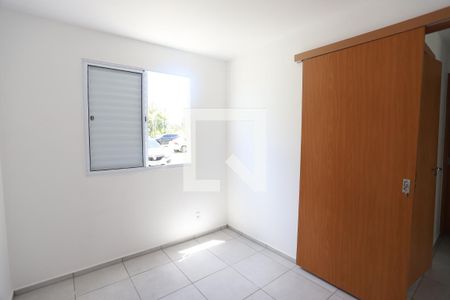 Quarto 2 de apartamento para alugar com 2 quartos, 43m² em Parque Santa Rosa, Suzano