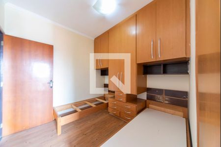 Casa à venda com 175m², 3 quartos e 4 vagas Casa à venda com 175m², 3 quartos e 4 vagasQuarto 2