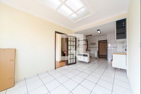 Casa à venda com 175m², 3 quartos e 4 vagas Casa à venda com 175m², 3 quartos e 4 vagasCopa