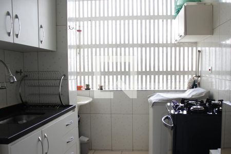 Apartamento para alugar com 65m², 2 quartos e sem vagaCozinha