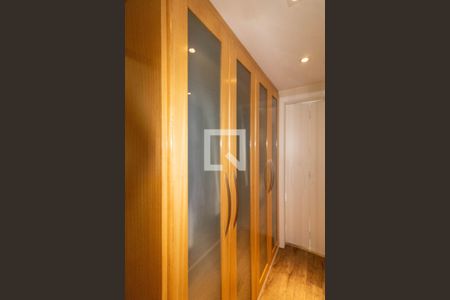 Apartamento para alugar com 72m², 1 quarto e 2 vagasCloset da Suíte 