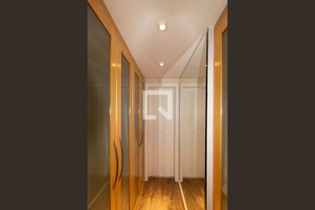 Apartamento para alugar com 72m², 1 quarto e 2 vagasCloset da Suíte 