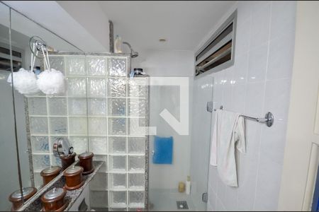 Apartamento à venda com 117m², 3 quartos e 1 vagaBanheiro da Suíte