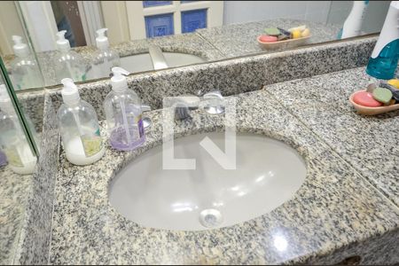 Apartamento à venda com 117m², 3 quartos e 1 vagaBanheiro da Suíte