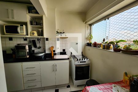 Apartamento à venda com 74m², 2 quartos e sem vagaCozinha