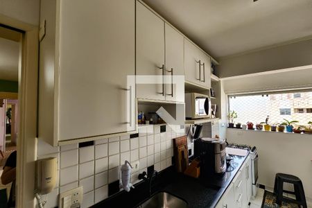 Apartamento à venda com 74m², 2 quartos e sem vagaCozinha