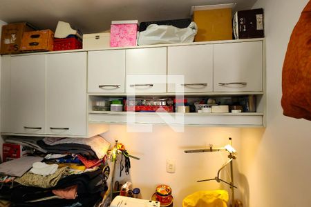 Apartamento à venda com 74m², 2 quartos e sem vagaQuarto de Serviço