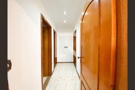 Corredor de casa para alugar com 3 quartos, 396m² em Vila Regente Feijó, São Paulo