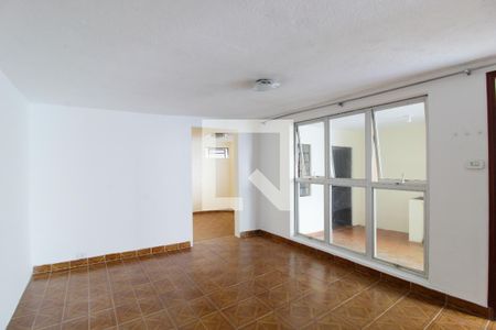 Sala de casa para alugar com 4 quartos, 180m² em Parque Santa Rita de Cássia, Cotia