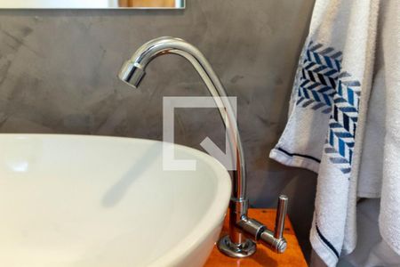 Casa à venda com 220m², 2 quartos e 2 vagasBanheiro - torneira