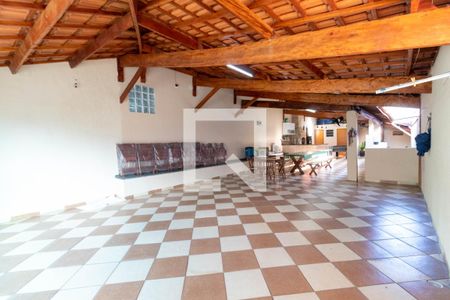 Casa à venda com 220m², 2 quartos e 2 vagasÁrea externa 