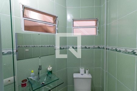 Casa à venda com 220m², 2 quartos e 2 vagasBanheiro 2