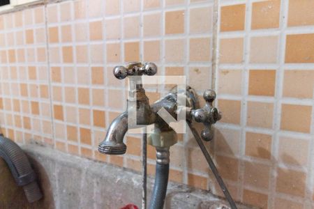 Casa à venda com 220m², 2 quartos e 2 vagasLavanderia (Torneira)