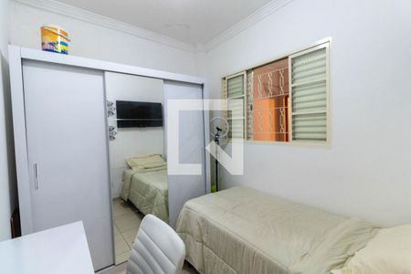 Quarto 1 de casa à venda com 2 quartos, 220m² em Vila Laís, São Paulo