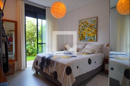 Quarto suite 2 de apartamento para alugar com 3 quartos, 135m² em Lagoa da Conceição, Florianópolis