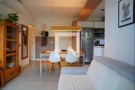 Sala de apartamento para alugar com 3 quartos, 135m² em Lagoa da Conceição, Florianópolis