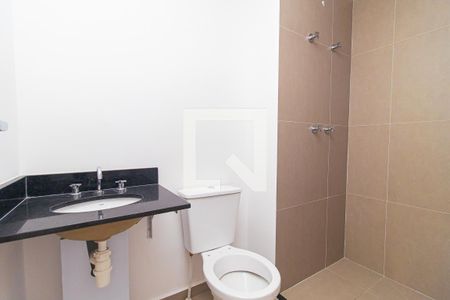 Banheiro de kitnet/studio para alugar com 1 quarto, 19m² em Bela Vista, São Paulo