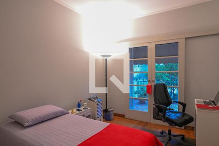 Casa à venda com 215m², 3 quartos e 2 vagas Casa à venda com 215m², 3 quartos e 2 vagasQuarto 3