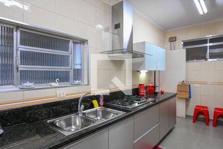 Casa à venda com 215m², 3 quartos e 2 vagas Casa à venda com 215m², 3 quartos e 2 vagasCozinha