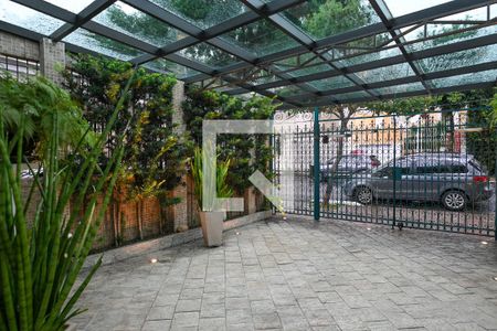 Casa à venda com 215m², 3 quartos e 2 vagas Casa à venda com 215m², 3 quartos e 2 vagasGaragem