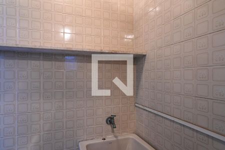 Casa à venda com 215m², 3 quartos e 2 vagas Casa à venda com 215m², 3 quartos e 2 vagasÁrea de Serviço 2