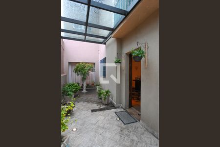 Casa à venda com 215m², 3 quartos e 2 vagas Casa à venda com 215m², 3 quartos e 2 vagasGaragem