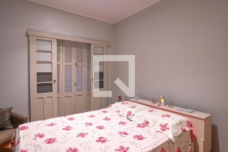 Casa à venda com 215m², 3 quartos e 2 vagas Casa à venda com 215m², 3 quartos e 2 vagasQuarto 1