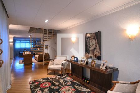 Sala de casa à venda com 3 quartos, 215m² em Aclimação, São Paulo